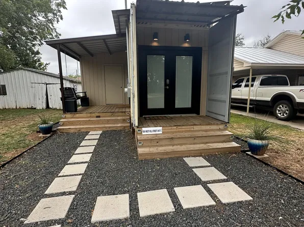 1004 W Hill St Unit C, Fredericksburg, TX 78624