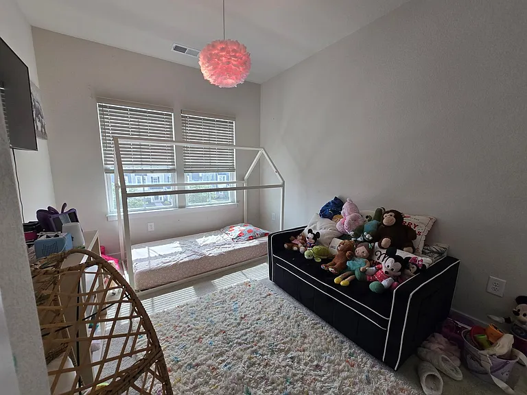 302 Fost Blvd — Photo 9