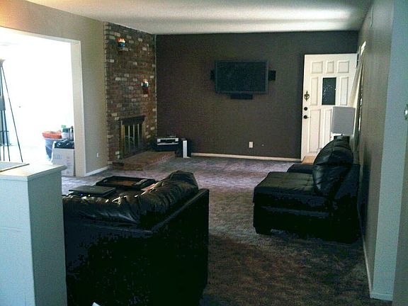 4th image of 25552 North St