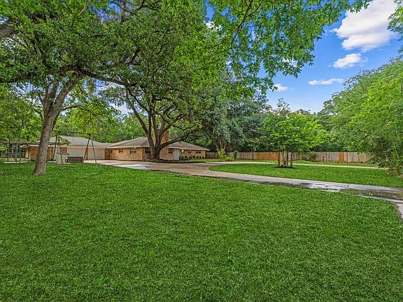 2nd image of 11514 Dakar Drive