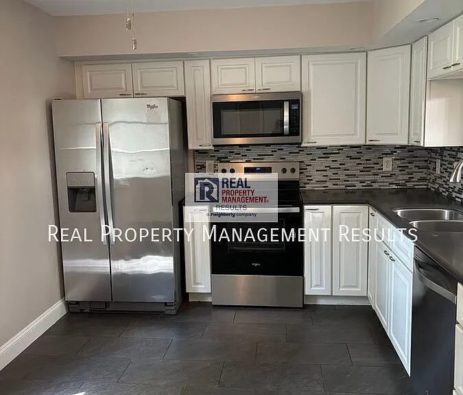 114 Olde Newburgh Dr — Photo 6