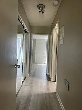 Bonita Terrace Apartments — Photo 27