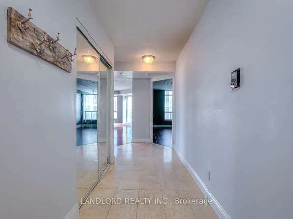 190 Manitoba St, Toronto, ON