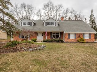 9005 Pepperidge Ct, Plymouth, MI 48170