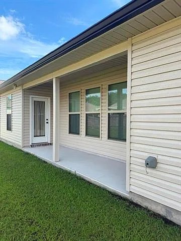 42290 Blue Bay Dr — Photo 4