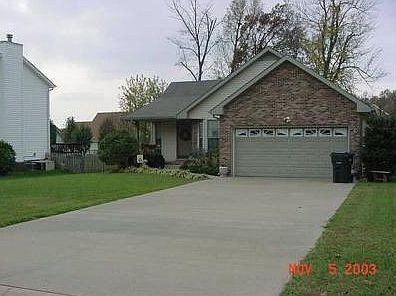 1st image of 232 Kathleen Ct