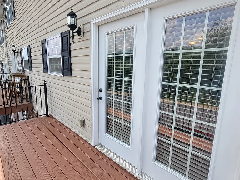 652 Grays Pointe Ct — Photo 11