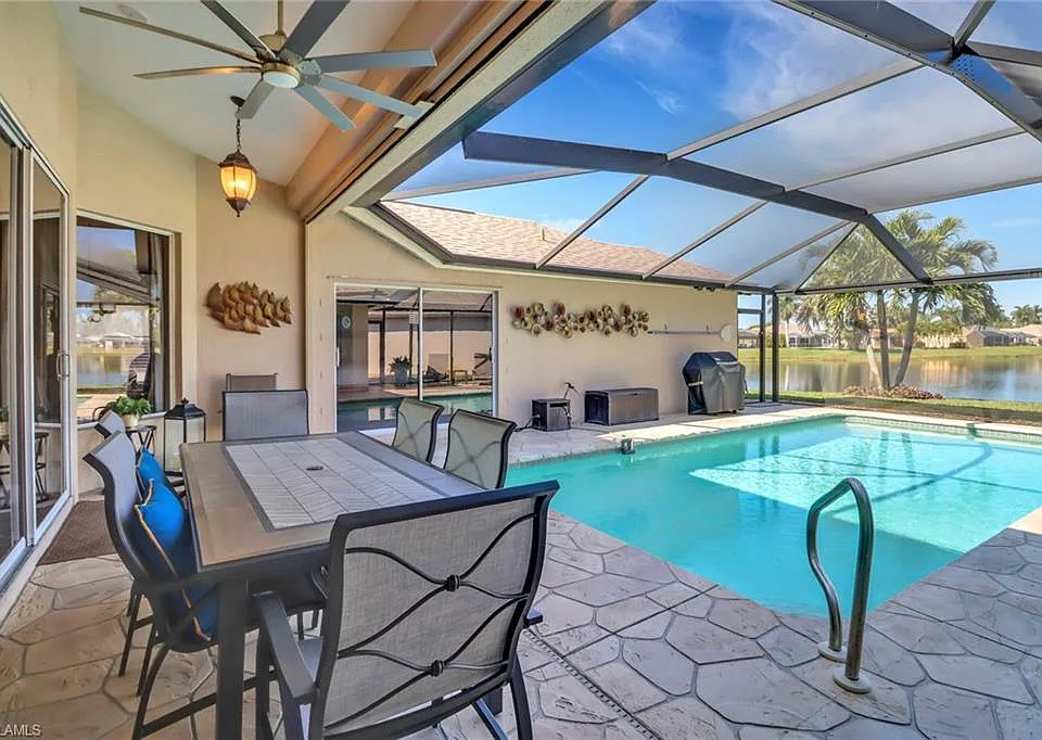 1466 Vintage Ln