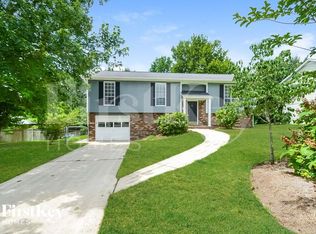 108 Twin Lakes Rd, Trussville, AL 35173