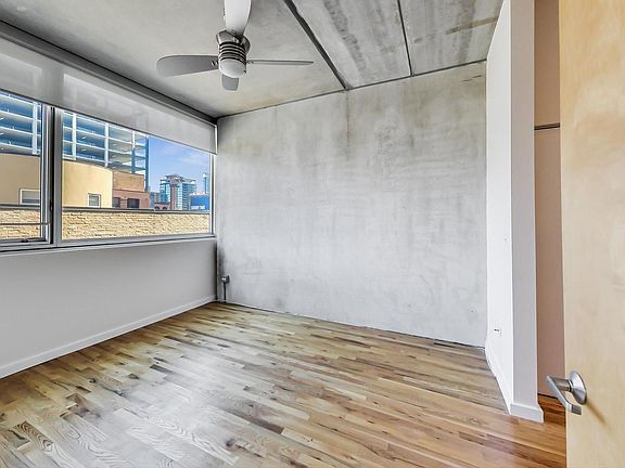 5th image of 630 N Franklin St #619
