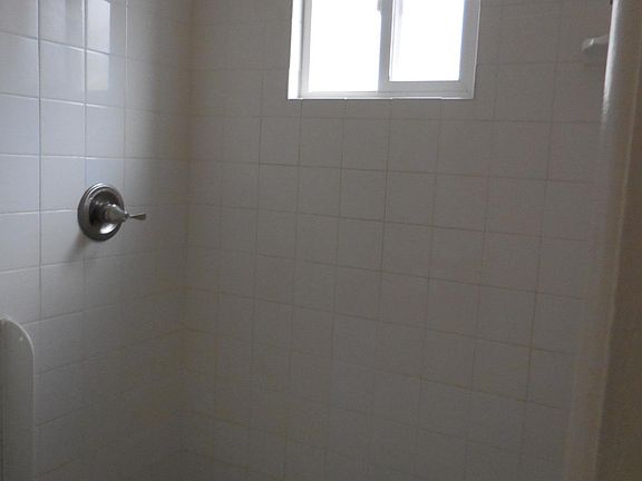 5th image of 1200 E Spence Ave APT 7