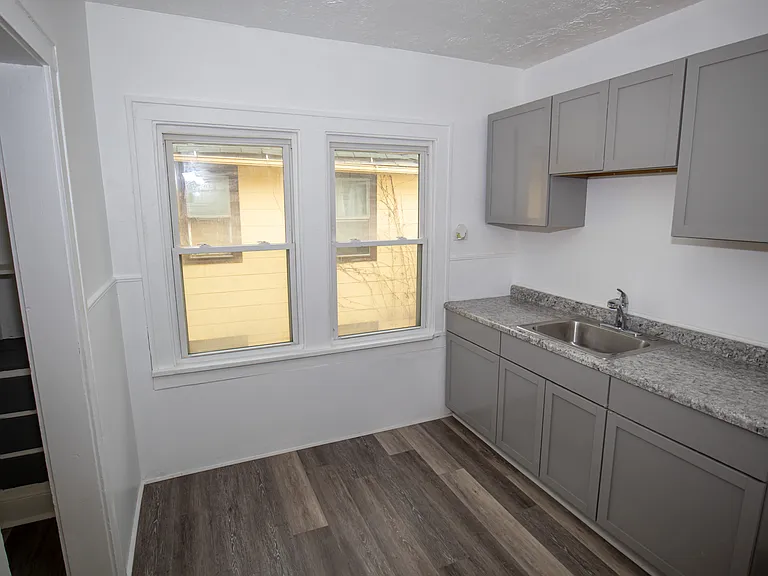13706 Coit Rd — Photo 11