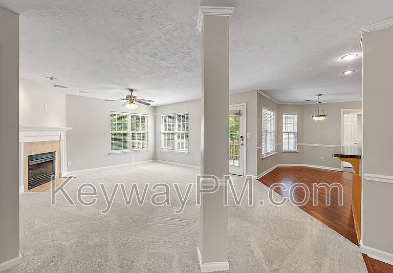 845 Prairie Ln — Photo 9