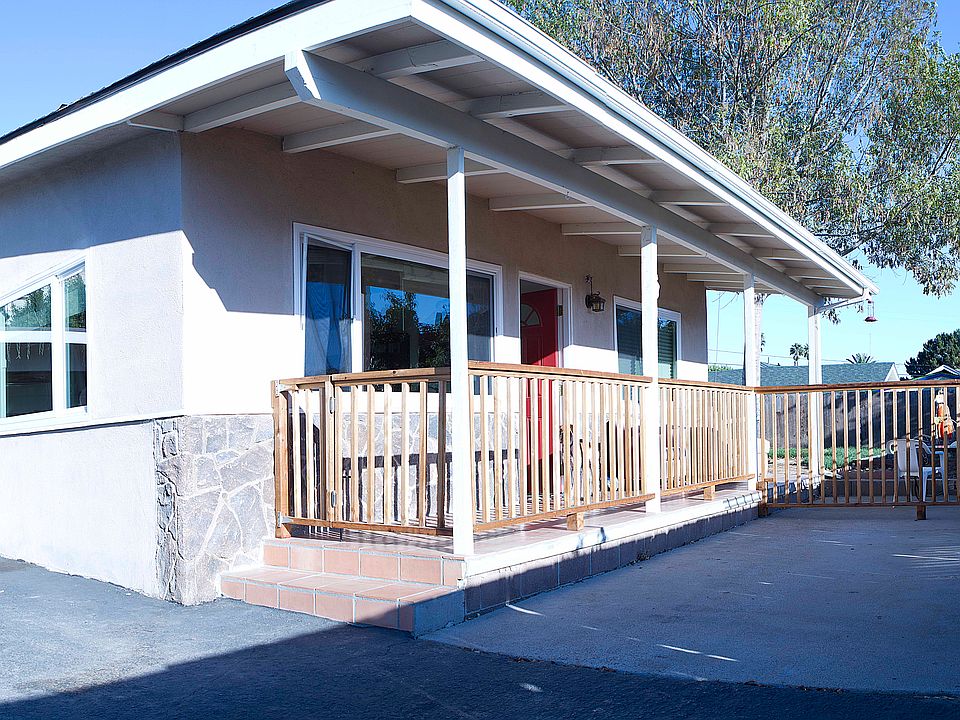 2nd image of 1412 Salinas Pl