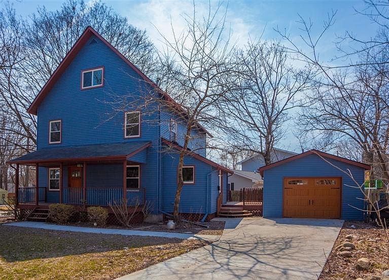 1st image of 703 Felch St