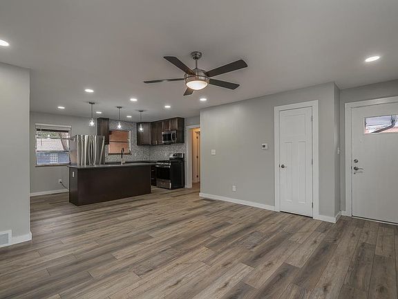 3rd image of 659 S Champion Ave