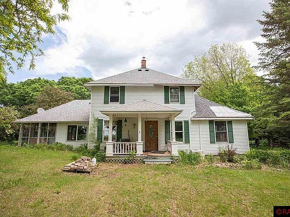 2nd image of 21937 505th Ave