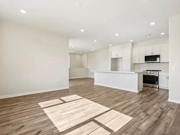 36137 Domingo Ave #2006, Murrieta, CA 92563