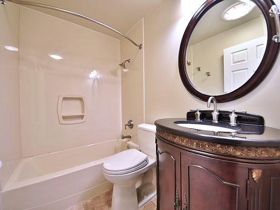 4th image of 12401 Cohasset Ln
