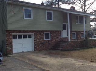 353 Anchor Ave, Beachwood, NJ 08722