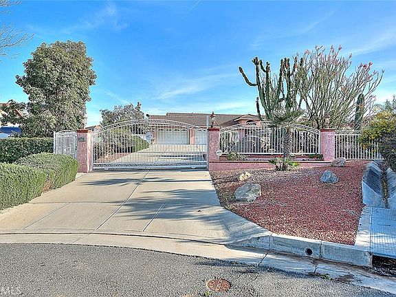 5th image of 16240 Little Ct