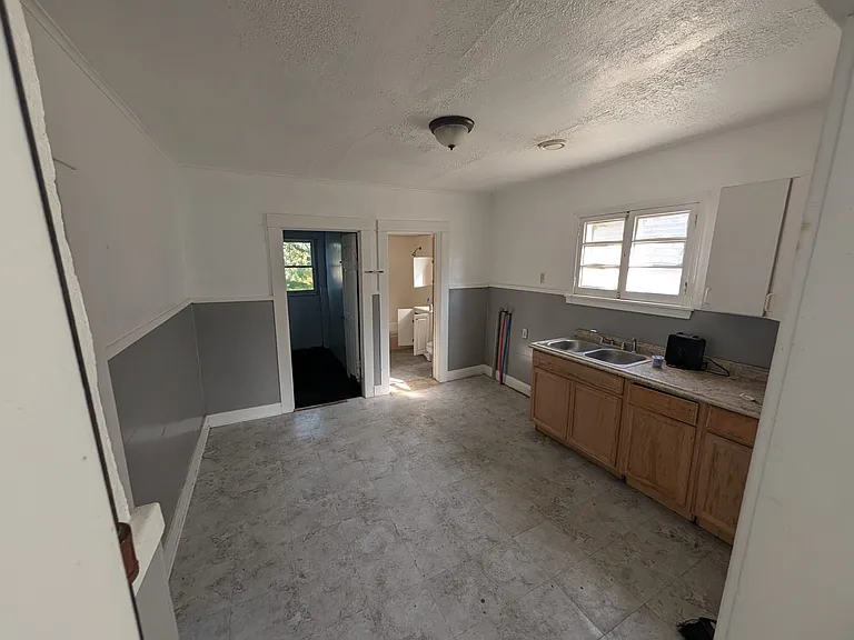 65 Shepard St #2 — Photo 2