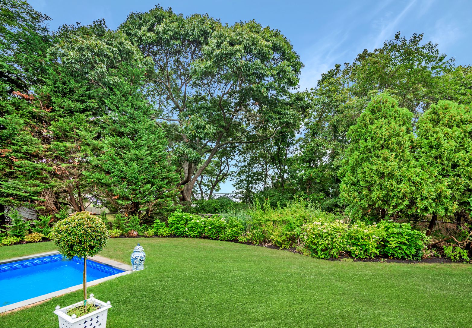  Coveted Water Views of Cold Spring Pond