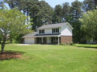 1695 Straw Valley Rd, Lawrenceville, GA 30043