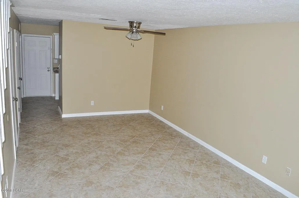 2 bed, 1.5 bath, 1007 sqft, $1,450 — Photo 4