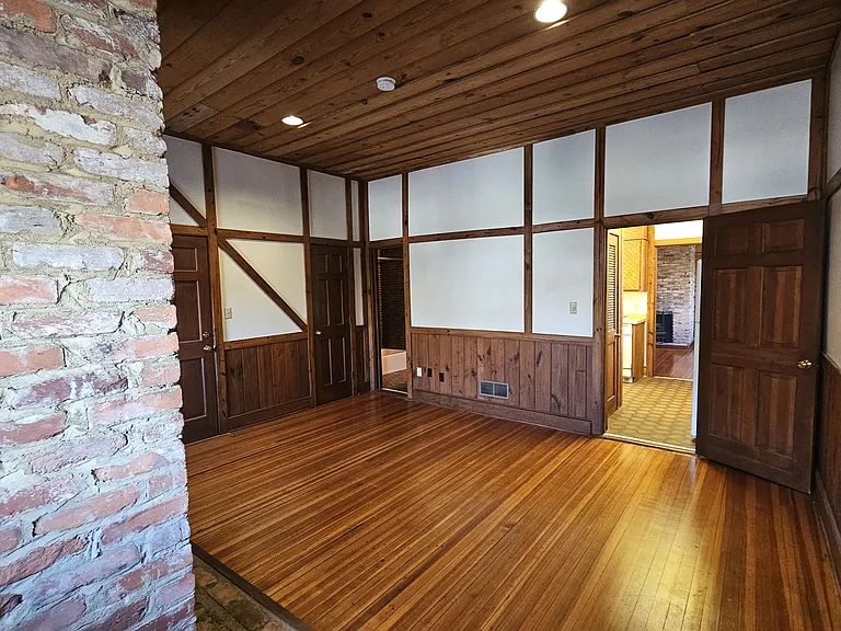 815 S Milledge Ave #5 — Photo 8