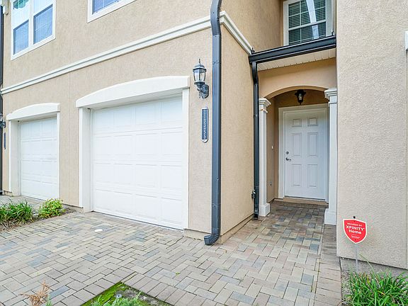 3rd image of 11332 Estancia Villa Cir #705