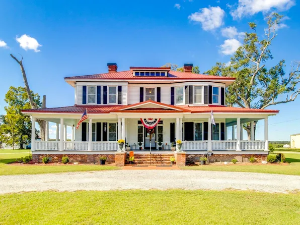 2530 Saint Charles Rd, Bishopville, SC 29010