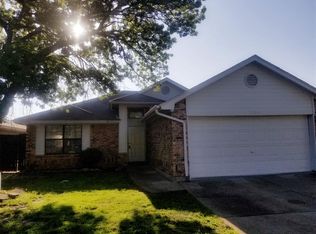2084 Bronco Ln, Keller, TX 76248