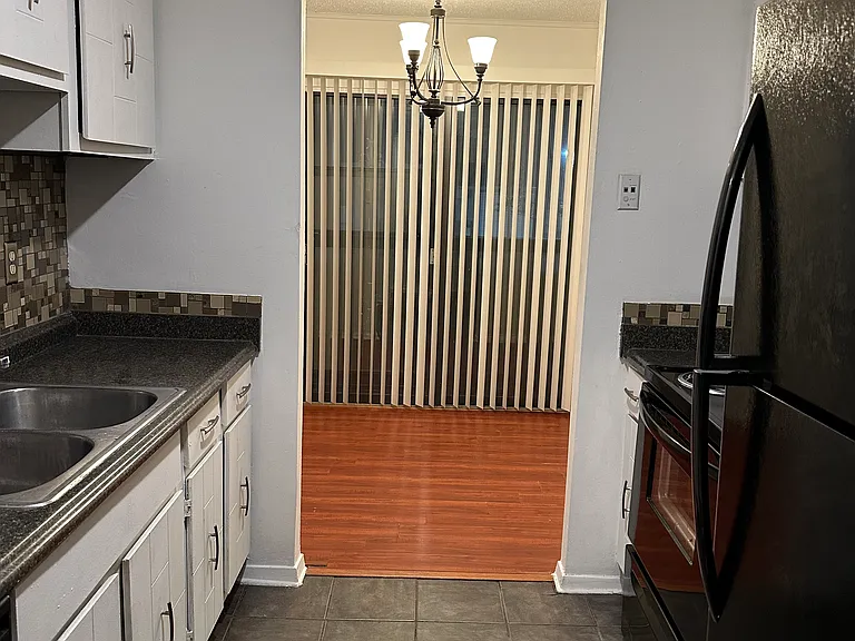 5653 Encino Cv #2 — Photo 9