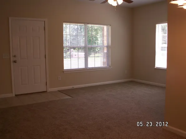 7206 Courtyard Dr, Dawsonville, GA 30534