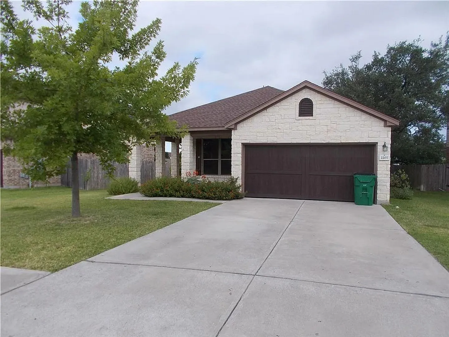 Charming 3-Bedroom, 2-Bath Home with Private Backyard | Cedar Park, TX — Photo 3