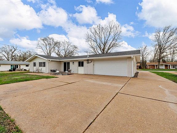 2nd image of 12533 Merrick Dr