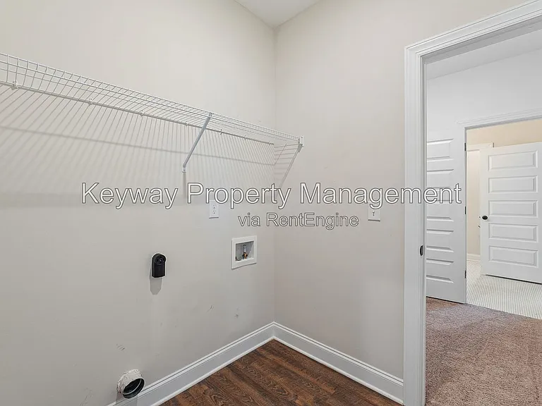 904 Sandpiper Xing — Photo 15