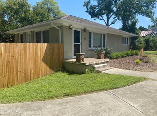 206 Barrett St, Carthage, NC 28327