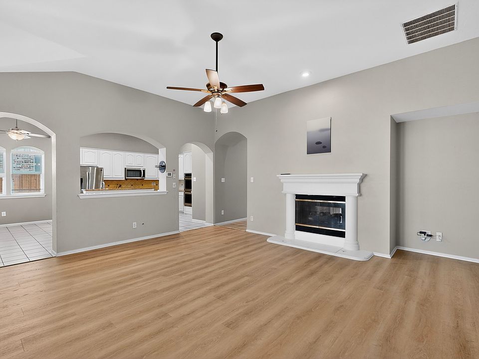 1st image of 3513 San Paula Dr