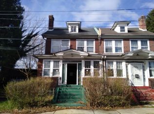 1104 Hyatt St, Chester, PA