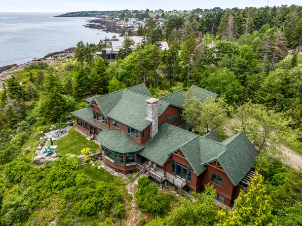 22 Cragmoor Lane, Harpswell, ME 04003