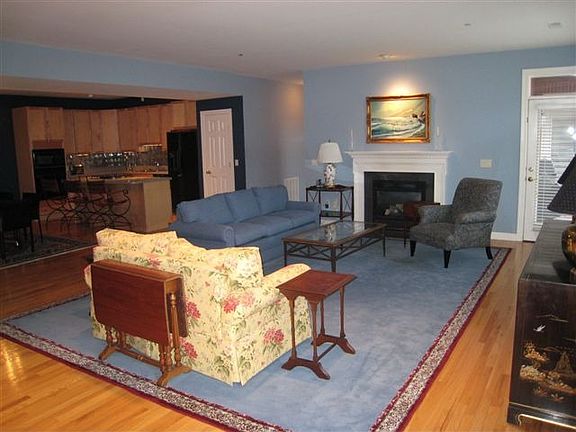 3rd image of 110-120 N Newstead Ave #204