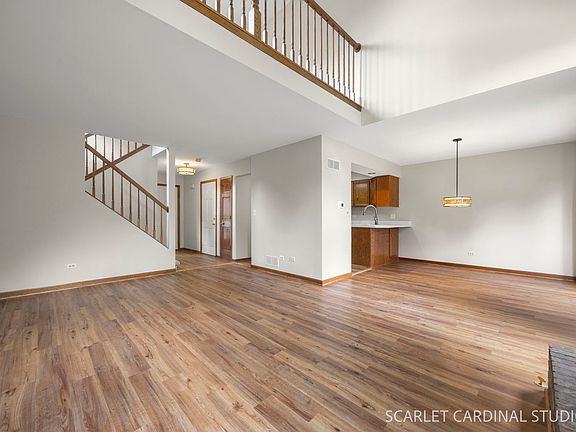 4th image of 526 E Highland Ave