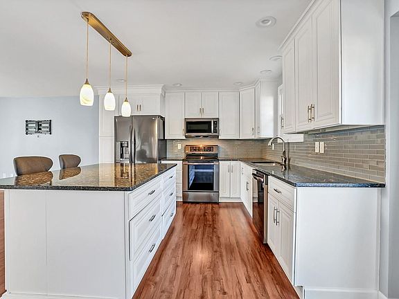 4th image of 1236 Timberwood Dr