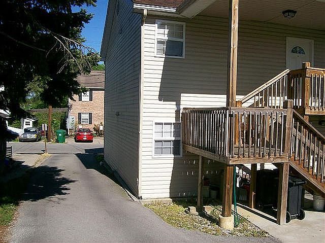 2nd image of 128 Douglas Ave