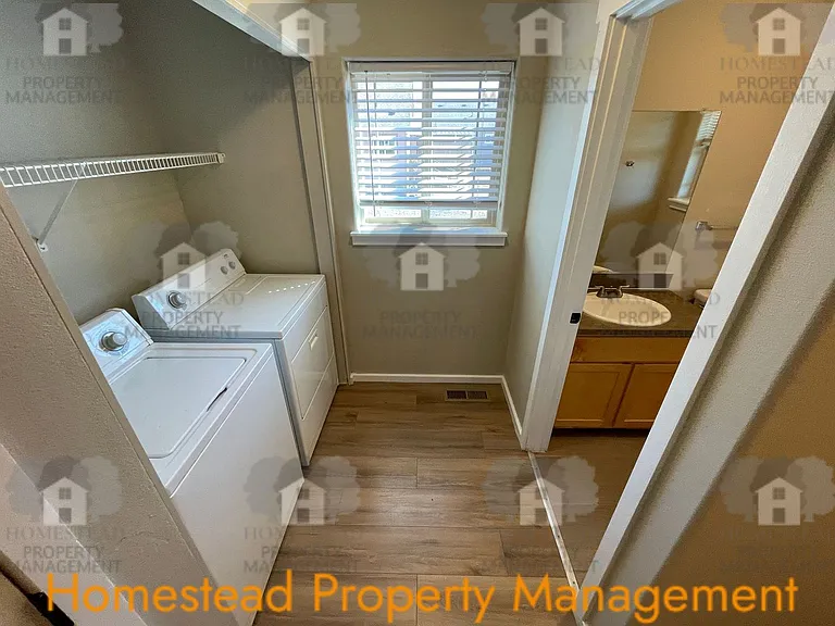 479 Broad St S — Photo 9
