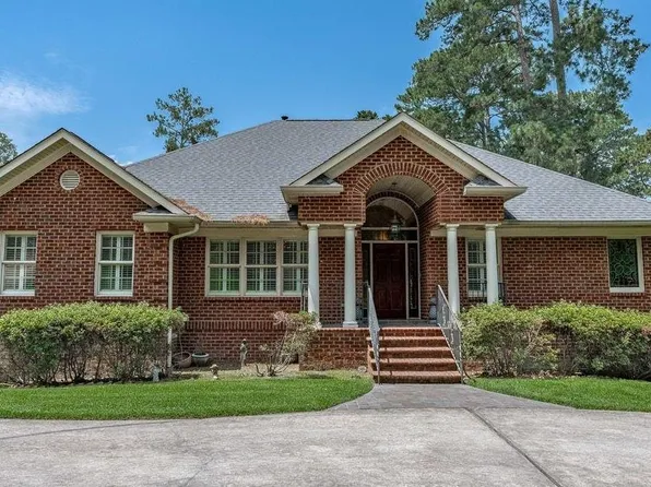 5921 Lakeshore Dr, Columbia, SC 29206