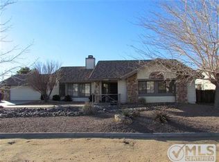 13658 Cuyamaca Rd, Apple Valley, CA 92308
