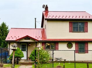754 Mount Etna Rd, Smithton, PA 15479